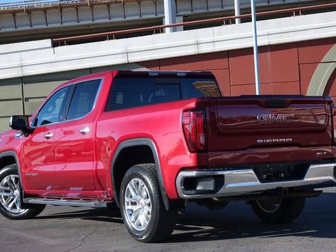 Used 2019 GMC Sierra 1500 SLT image 18