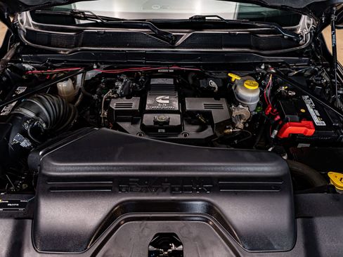 Used 2024 RAM 3500 Laramie w/ Night Edition image 30