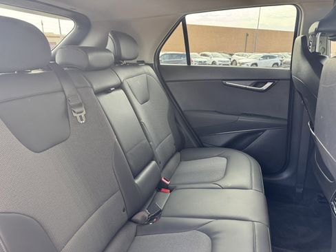 Used 2024 Kia Niro EX image 37