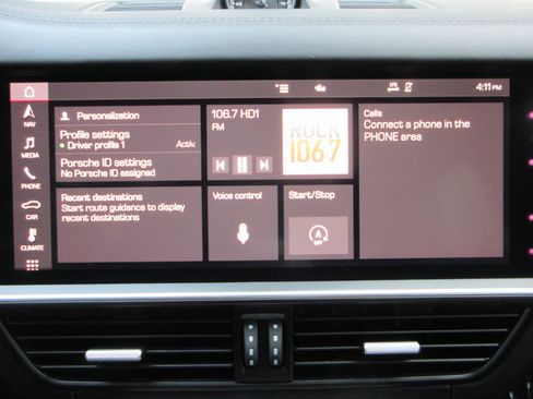 Used 2021 Porsche Cayenne GTS AWD/4WD image 44