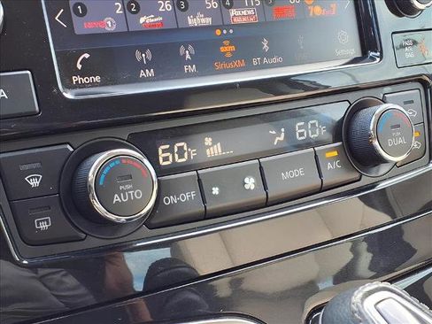 Certified 2020 Nissan Maxima 3.5 SL w/ Floor Mat Group image 21