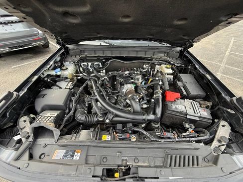 Used 2023 Ford Bronco Wildtrak AWD/4WD image 27