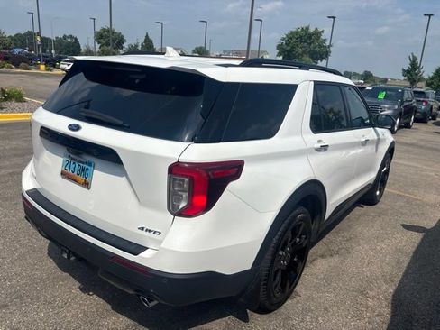 Used 2023 Ford Explorer ST-Line w/ Class IV Trailer Tow Package AWD/4WD image 6