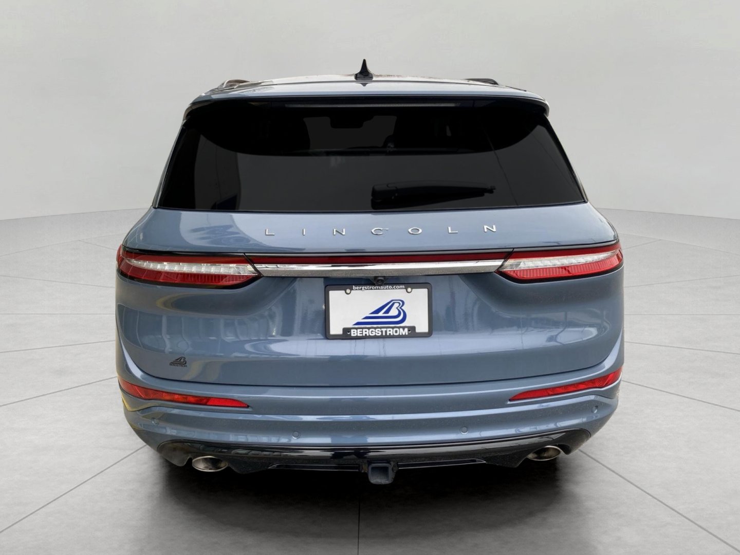 Used 2023 Lincoln Corsair Reserve AWD/4WD image 10
