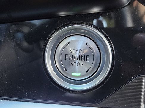 Used 2023 Chevrolet Corvette Stingray Premium Conv w/ 3LT image 33