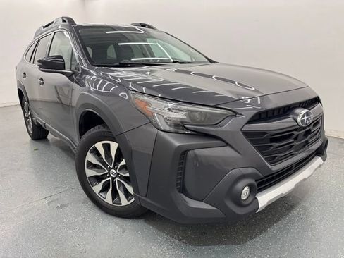 Used 2024 Subaru Outback Limited AWD/4WD image 3