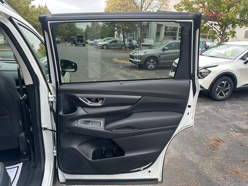 Used 2023 Subaru Ascent Limited image 26