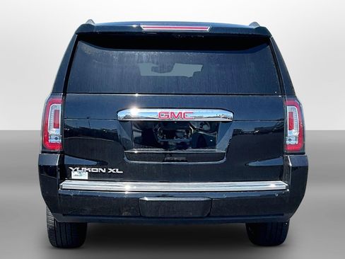 Used 2018 GMC Yukon XL Denali w/ Denali Ultimate Package AWD/4WD image 4