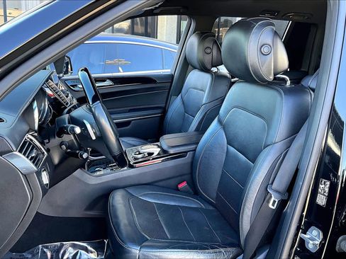 Used 2018 Mercedes-Benz GLS 550 4MATIC image 7