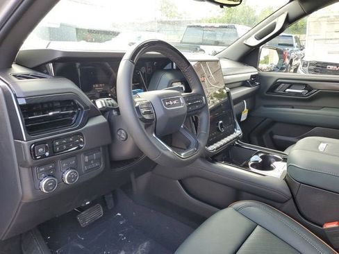 New 2026 GMC Yukon XL AT4 image 20