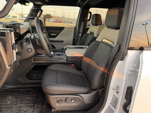New 2026 GMC Hummer EV 4x4 Crew Cab image 25