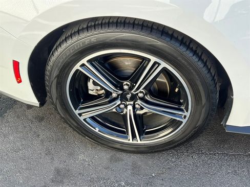 Used 2024 Ford Mustang Premium image 10