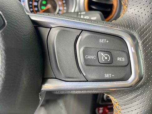 Certified 2023 Jeep Gladiator Mojave w/ LED Lighting Group AWD/4WD image 15
