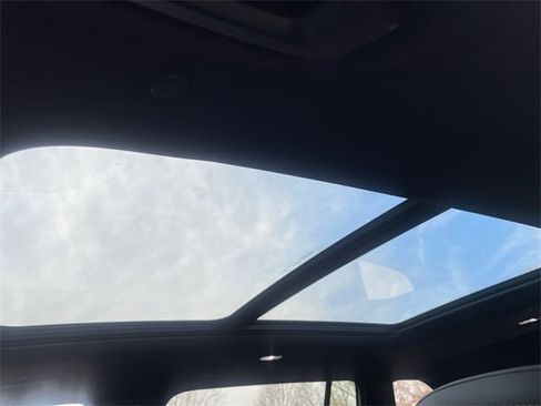 New 2025 Buick Enclave Sport Touring w/ Power Package image 22