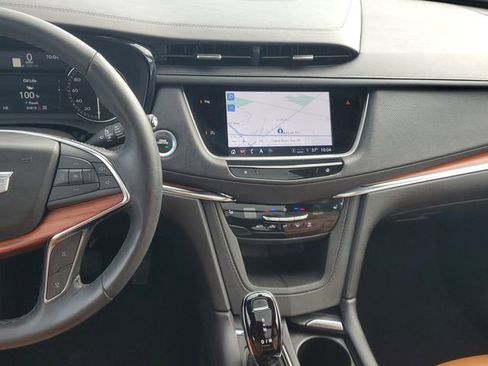 Certified 2023 Cadillac XT5 Premium Luxury w/ LPO, Floor Liner Package image 32