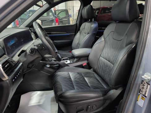 Used 2024 Kia Telluride SX X-Pro image 7