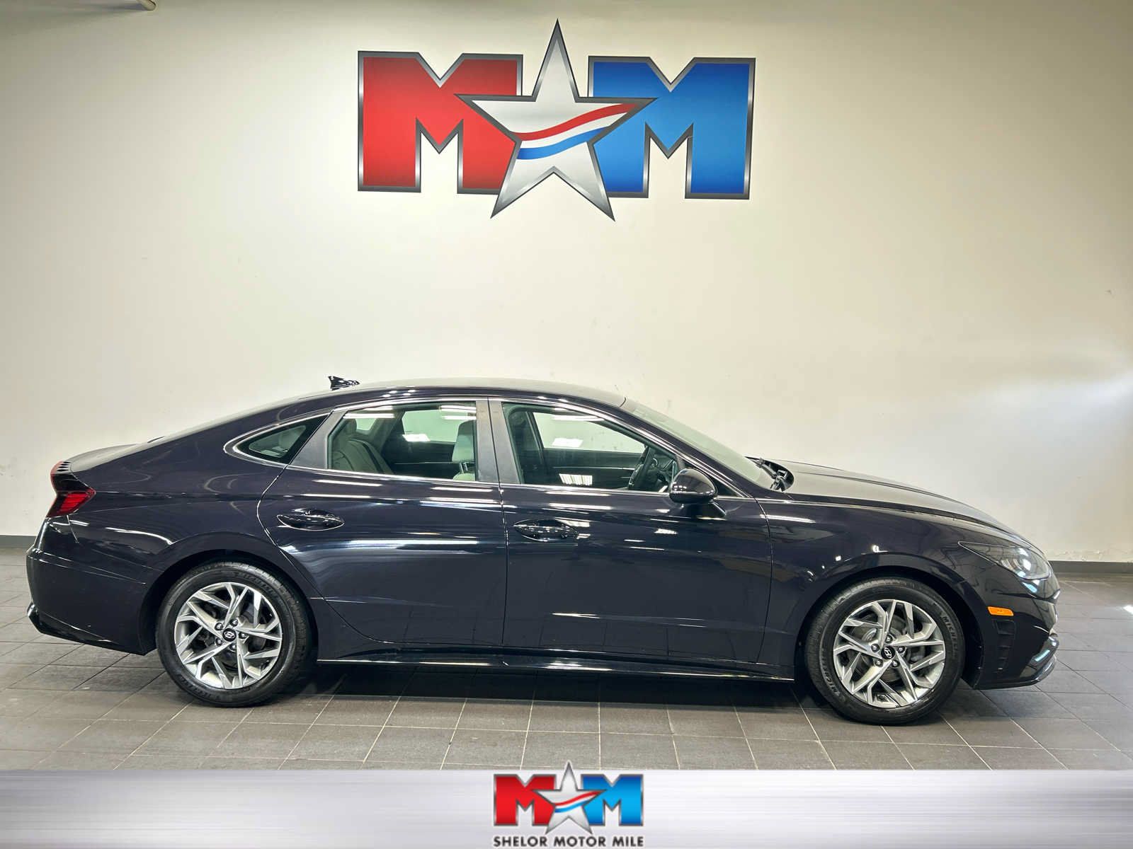 Used 2023 Hyundai Sonata SEL FWD image 1