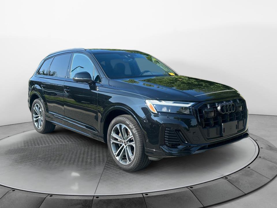 Certified 2025 Audi Q7 2.0T Premium Plus AWD/4WD image 1