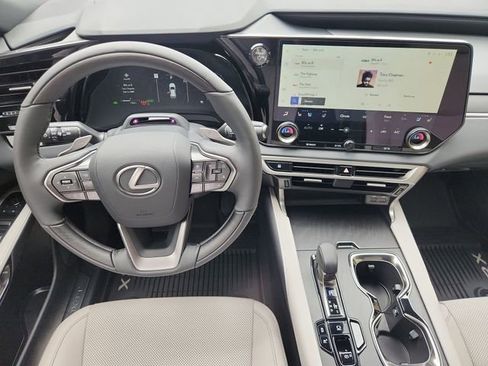 Used 2026 Lexus RX 350h w/ Convenience Package AWD/4WD image 11