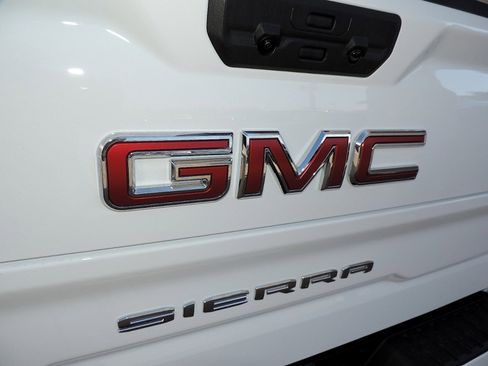 New 2026 GMC Sierra 1500 Pro w/ Graphite Edition image 10