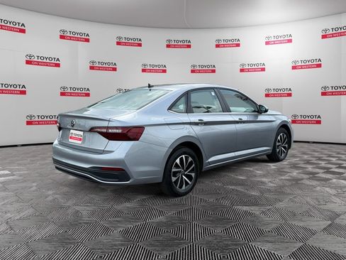 Used 2024 Volkswagen Jetta S FWD image 5