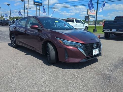 Used 2025 Nissan Sentra SV FWD image 5