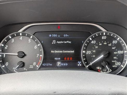 Used 2023 Nissan Frontier SV image 11