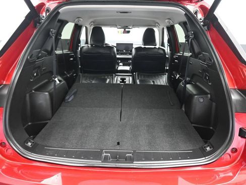 Used 2025 Mitsubishi Outlander AWD image 59