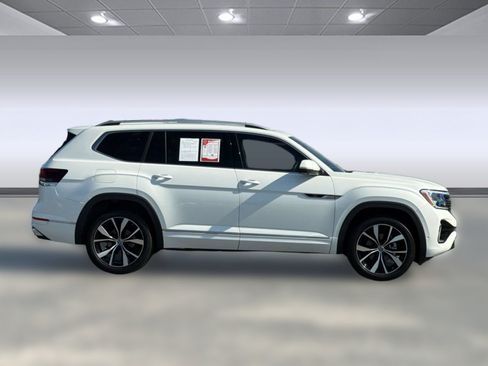 Used 2024 Volkswagen Atlas SEL Premium R-Line AWD/4WD image 12