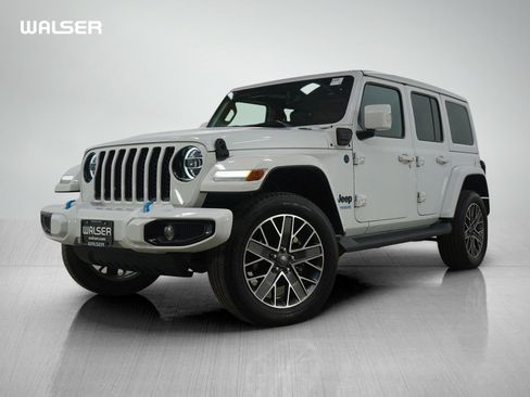 Used 2022 Jeep Wrangler Unlimited Sahara image 1