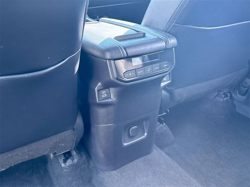 Used 2024 Toyota Grand Highlander XLE image 25