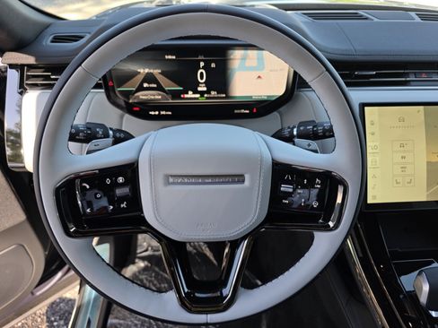 New 2026 Land Rover Range Rover Sport Dynamic SE AWD/4WD image 16