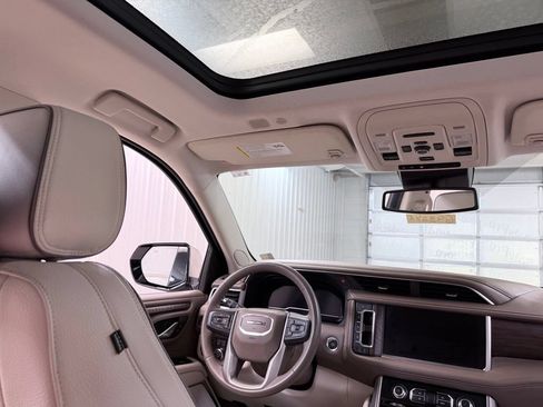 Used 2023 GMC Yukon XL Denali w/ LPO, Floor Liner Package AWD/4WD image 30
