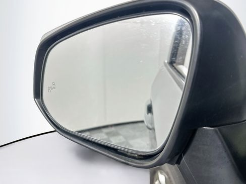 Used 2019 Toyota RAV4 Limited w/ Cold Weather Package FWD image 16