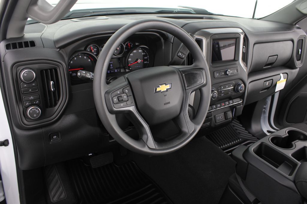 New 2026 Chevrolet Silverado 2500 Custom w/ Custom Convenience Package AWD/4WD image 8