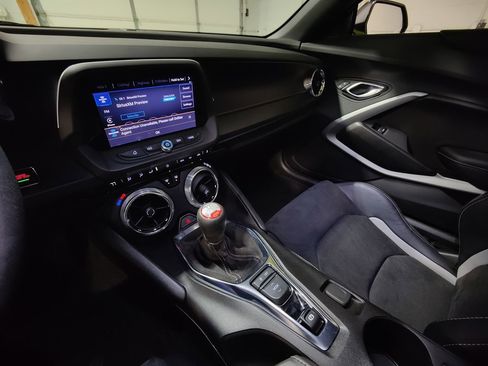 Used 2021 Chevrolet Camaro SS image 25