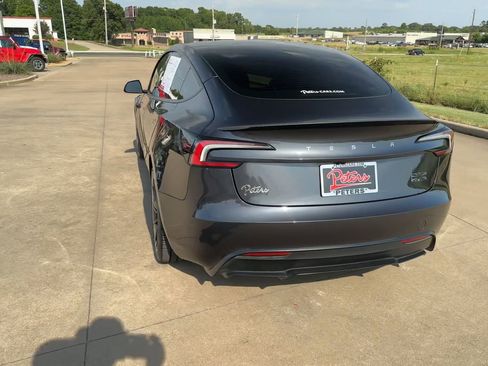 Used 2024 Tesla Model 3 Performance image 6