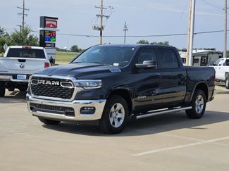 Used 2025 RAM 1500 Big Horn AWD/4WD video 3