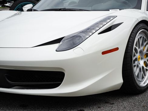 Used 2014 Ferrari 458 Italia Coupe RWD image 8