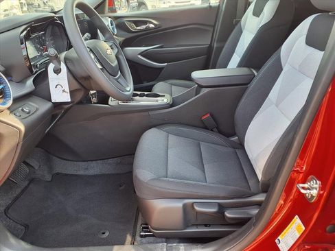 New 2026 Chevrolet Trax LS w/ LS Convenience Package image 6