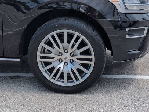 Certified 2022 Ford Expedition Platinum RWD image 11
