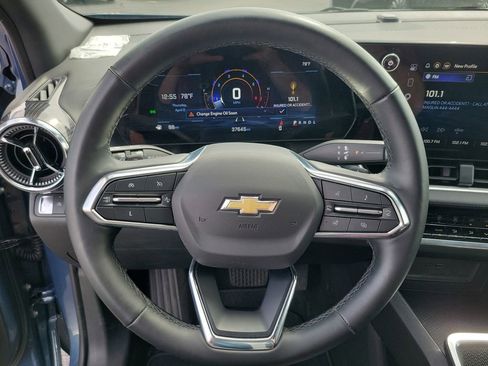 Certified 2025 Chevrolet Equinox LT FWD image 23