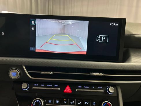 Used 2025 Hyundai Sonata SE FWD image 16
