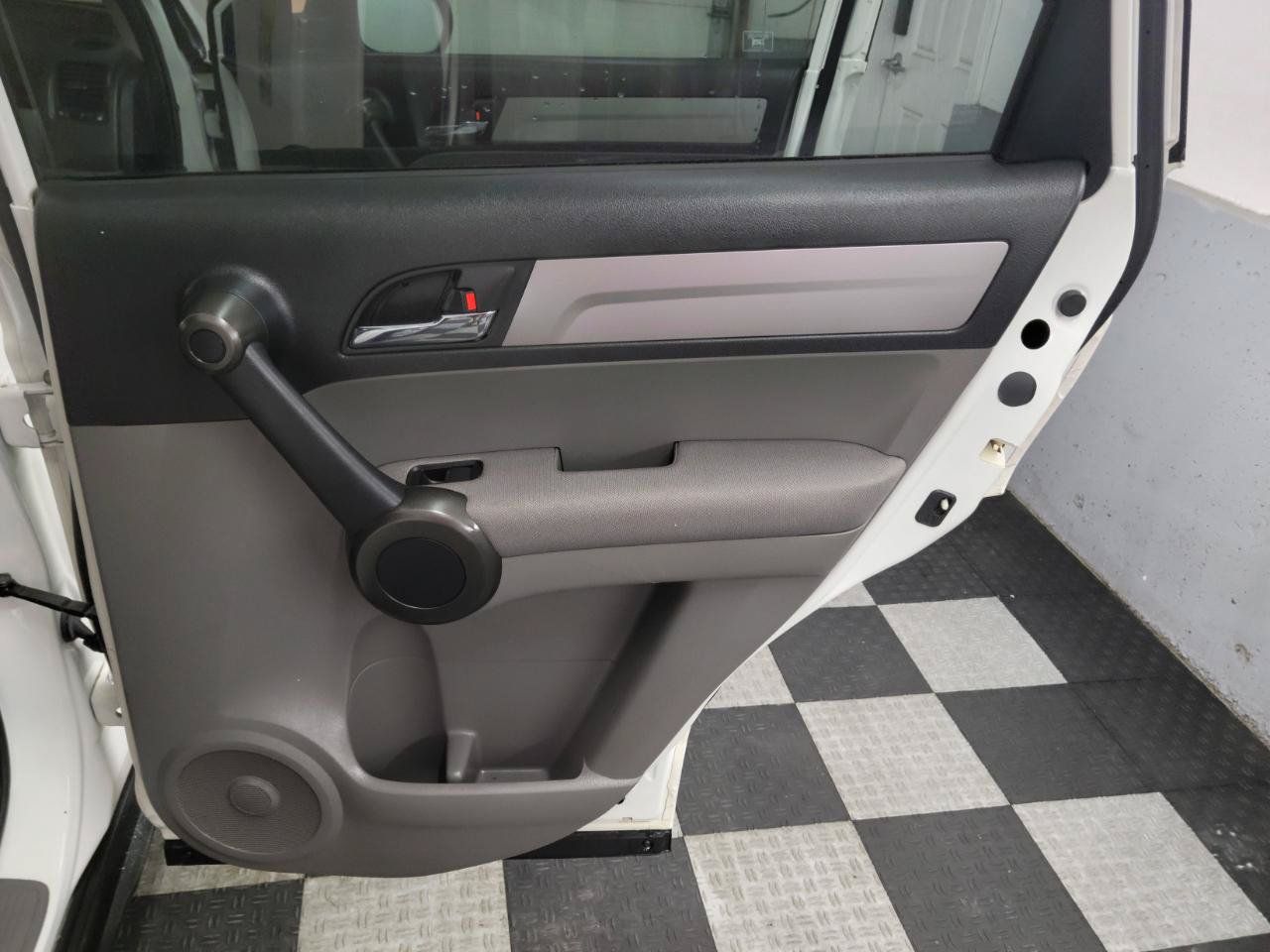Used 2011 Honda CR-V EX image 20