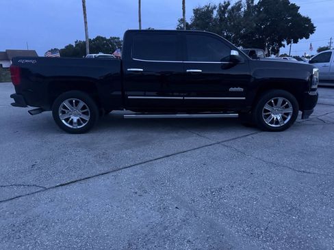 Used 2017 Chevrolet Silverado 1500 High Country image 5