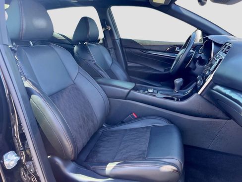Used 2023 Nissan Maxima SR w/ Sport Mat Group FWD image 30