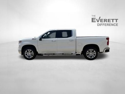 Used 2025 Chevrolet Silverado 1500 LTZ AWD/4WD image 4