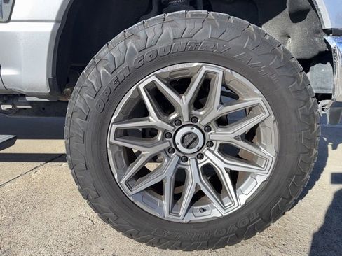 Used 2024 Ford F250 Lariat w/ Lariat Ultimate Package image 31