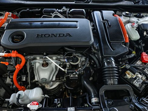 Used 2025 Honda Civic Sport image 35