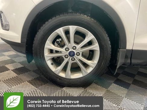 Used 2017 Ford Escape SE w/ SE Cold Weather Package image 27